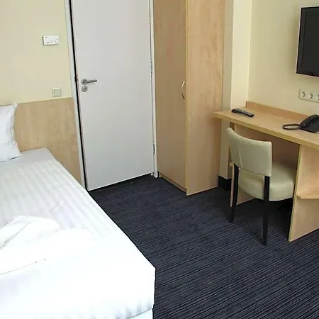 Iron Horse Hotell